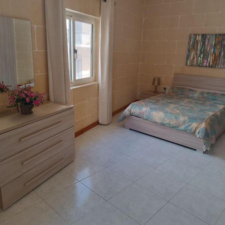 Hideaway Flats Daire Xlendi Dış mekan fotoğraf