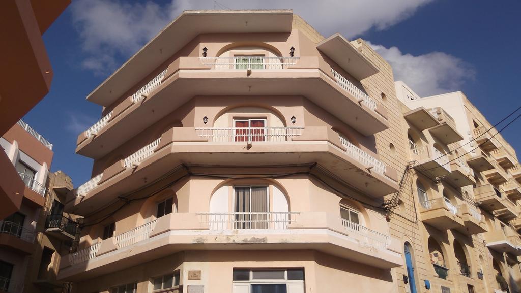 Hideaway Flats Daire Xlendi Oda fotoğraf